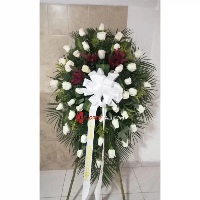 Corona fúnebre rosas y lirios en cali
