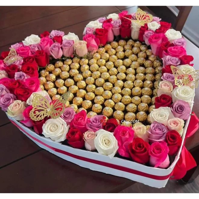 Corazon de rosas y ferrero mariposa flores cali