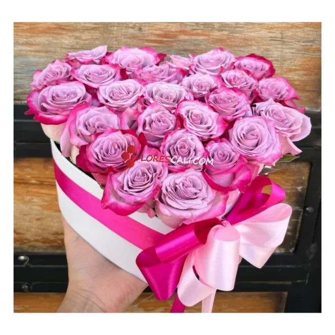Corazón de rosas mora en leche en cali