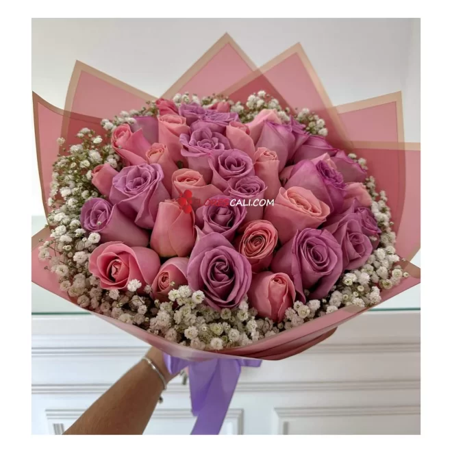 Bouquet rosado y lila con perla floristerias en cali