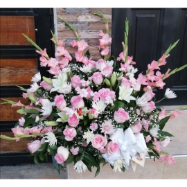 Abanico funebre rosas y gladeolos en cali