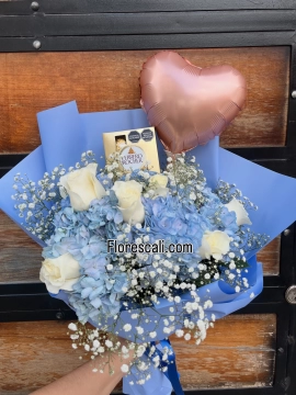 Bouquet de hortensias azules y rosas para ti