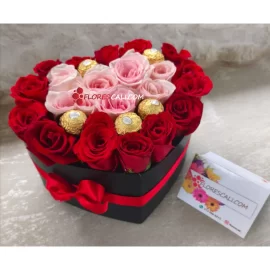 Corazon de Rosas con chocolates san Valentin