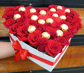 Corazon San valentin rosas y chocolates cali 