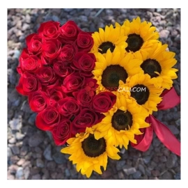 Corazon de girasoles y rosas floristerias en cali